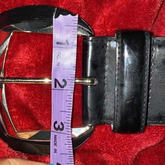 White House black  Market black leather gold buckle womens belt Sz M - Picture 8 of 12